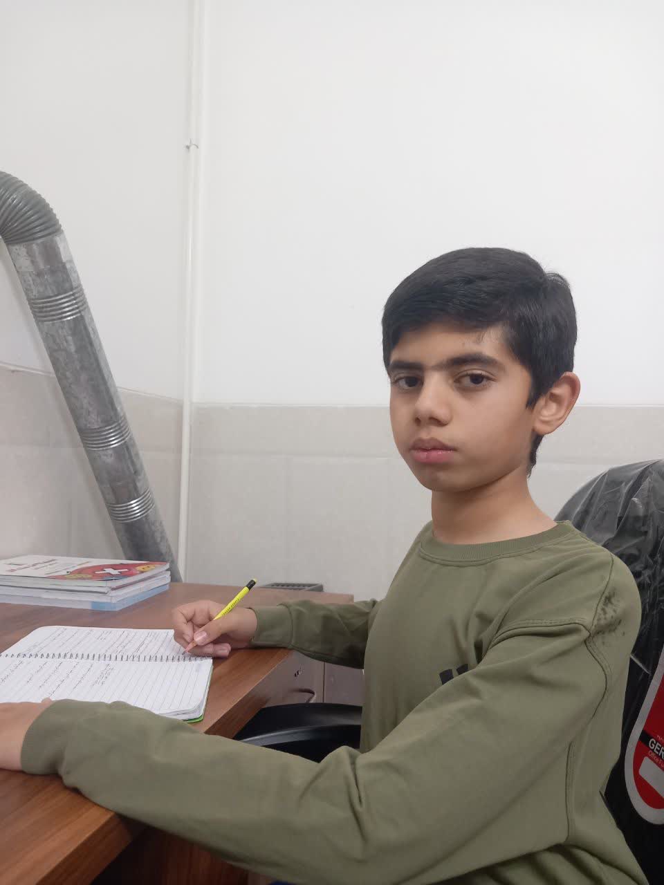 گفت و گو با ابوالفضل رادباده؛ قهرمان پیوستگی پنجم دبستان