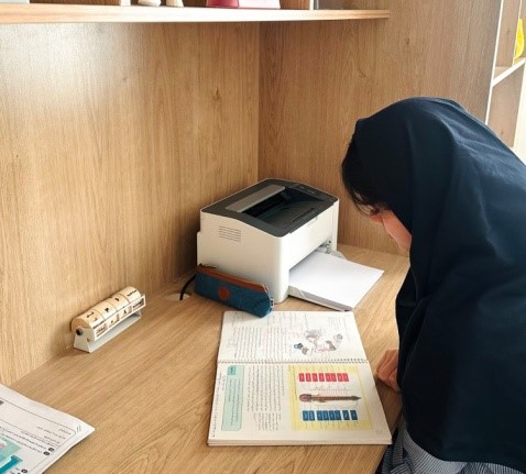 گفت و گو با دینا حسینی، قهرمان پیوستگی یازدهم تجربی از تهران