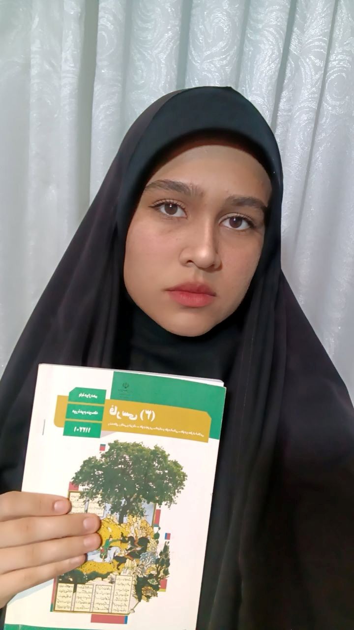 مصاحبه با صاینا فیروزی؛ قهرمان پیوستگی دوازدهم انسانی از دلیجان