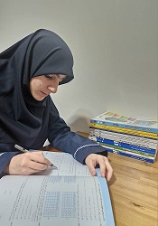 گفتگو با زهرا سادات افتخاری دانش آموز قهرمان پیوستگی پایه نهم