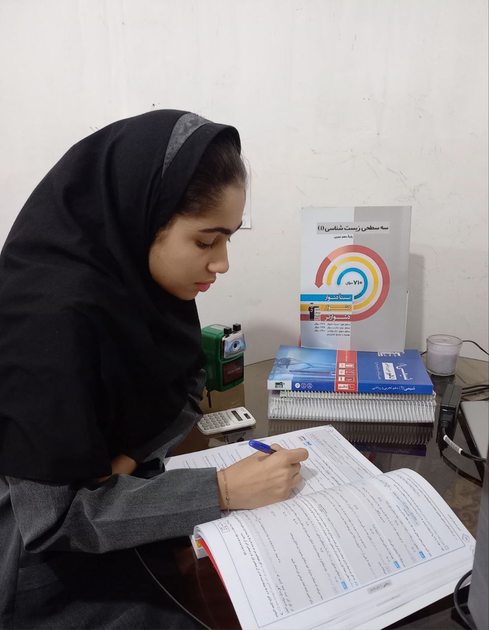 گفتگو با ماندانا گراوندیان دانش آموز قهرمان پیوستگی