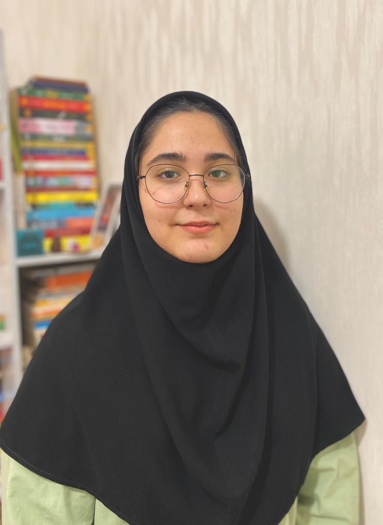 نگین بهمنی قهرمان تابستان 1404 از مرودشت