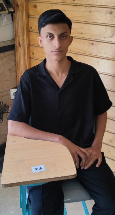 گفت و گو با امیر مهدی رودی ، دانش آموز یازدهم انسانی از آمل