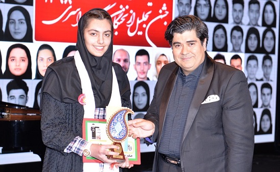 حنانه عظیمی‌نیا، رتبه‌ی 6 هنر از کرج