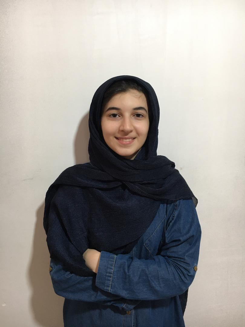 سانیا انصاری، کلاس نهم از کوهدشت