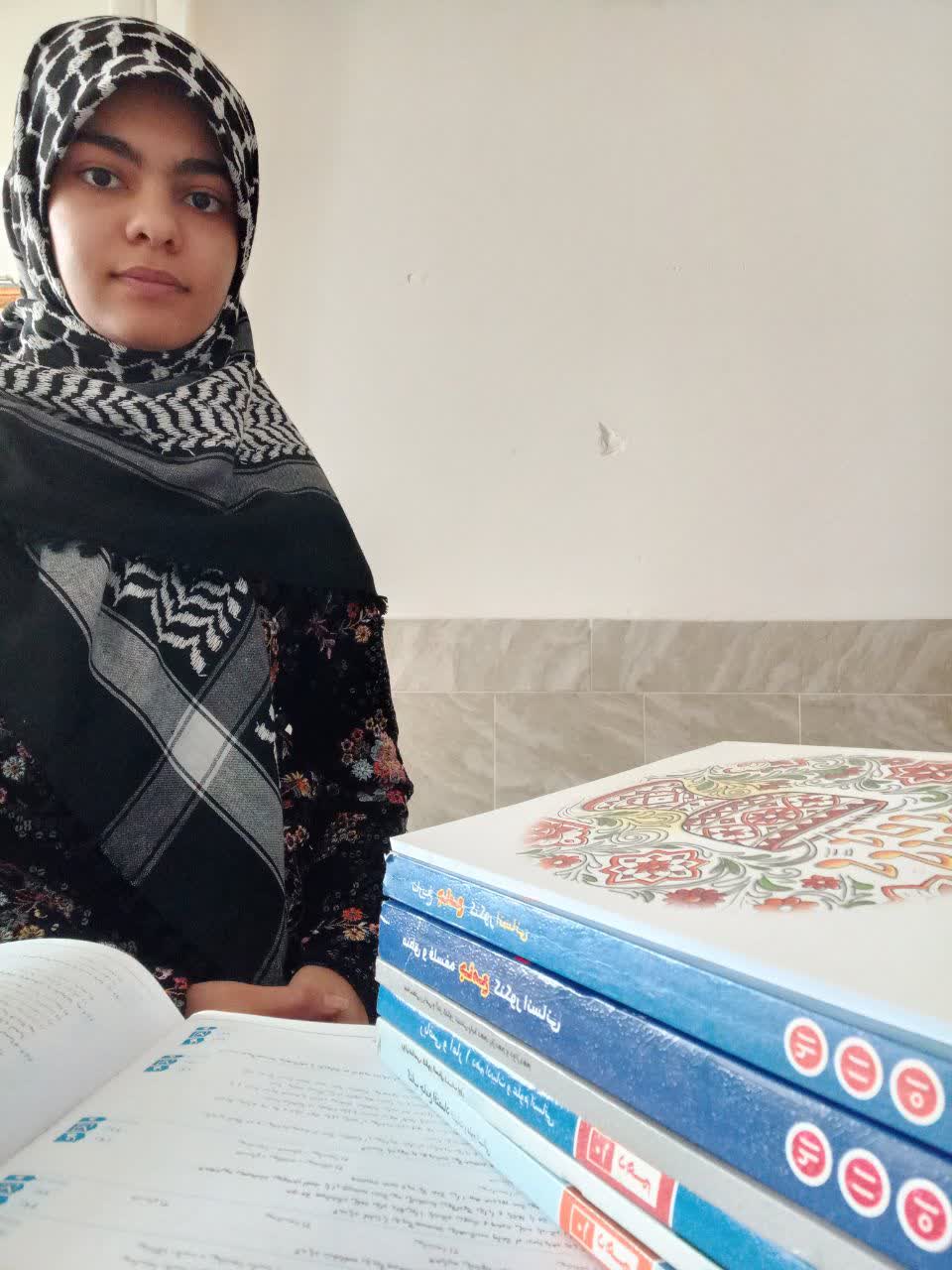 گفت و گو با کوثر پورجعفری برتر پایه دوازدهم از نمایندگی انار