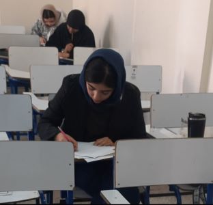 مریم طالبی پور، قهرمان پیشرفت دوازدهم تجربی از شهرکرد