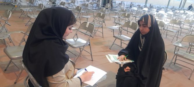 گفتگو با ستایش ضیایی قهرمان پیشرفت دهم انسانی از شهرکرد