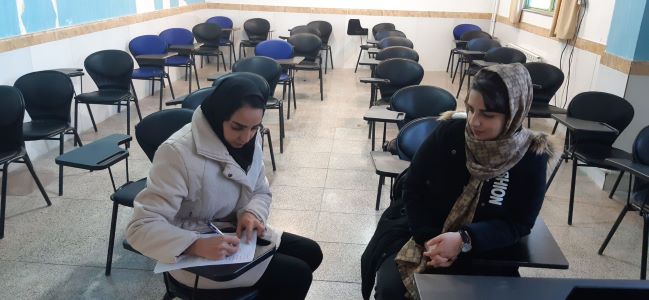 گفتگو با محدثه عالیپور قهرمان پیشرفت دوازدهم تجربی از شهرکرد