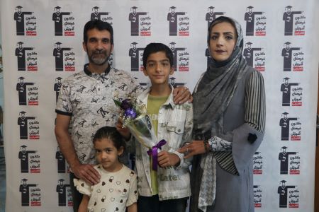 گفتگو با امیرمحمد فرهنگی پذیرفته شده مدرسه تیزهوشان از شهرکرد