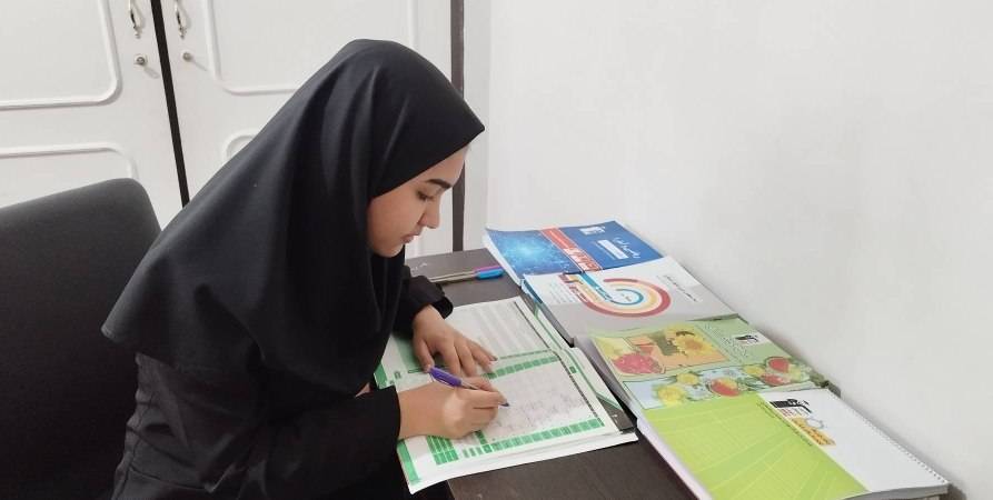 گفت و گو با نازنین کاکاونده پور؛دوازدهم انسانی