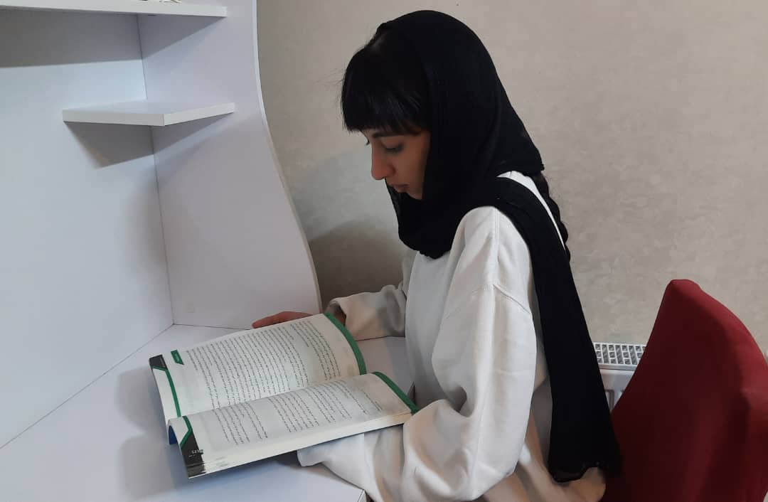 مصاحبه با هیلدا محرم؛ دانش‌آموز پایه دوازدهم از شیراز