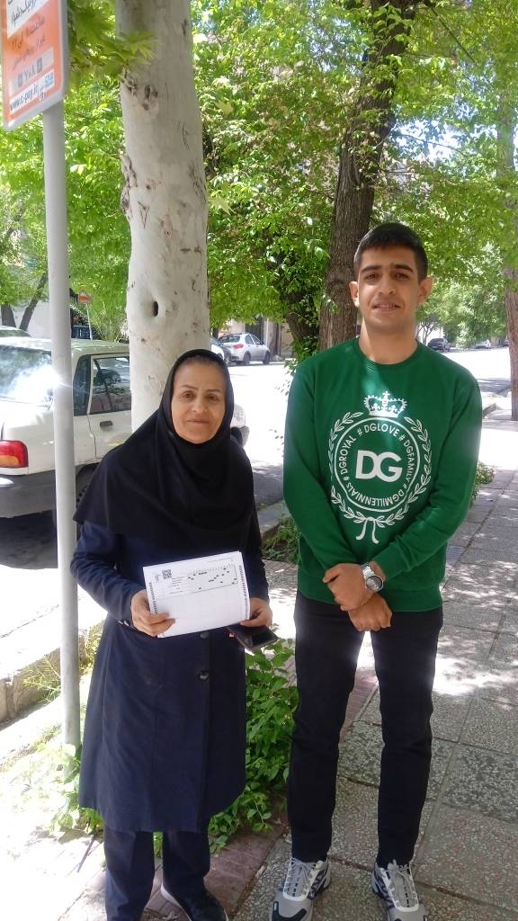 مصاحبه با فرهام نیکبخت؛ دانشآموز پایه دوازدهم تجربی از شیراز