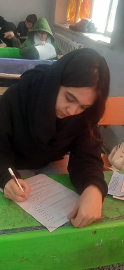 مصاحبه با زهراشهنازی دانش آموز دوازدهم تجربی قهرمان مهروآبان