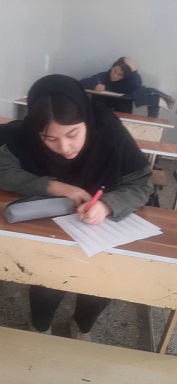 مصاحبه با مهساقزل دانش آموز دوازدهم تجربی-قهرمان پاییز