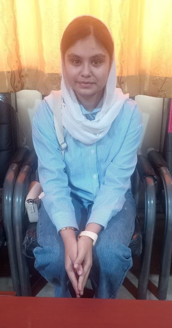گفتگو با آی تای قره غول دانش آموز پایه هفتم- قهرمان پیوستگی