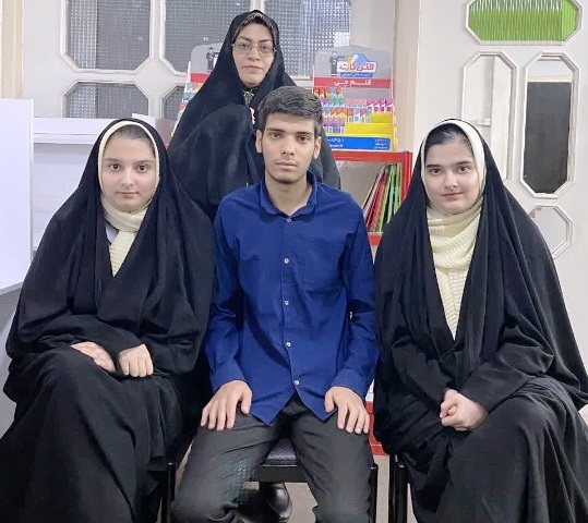 سه قلوهای کانونی از برنامهی تابستان خود میگویند