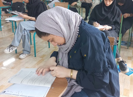 گفتگو با تمنا عبدوس قهرمان تابستان یازدهم تجربی از سمنان