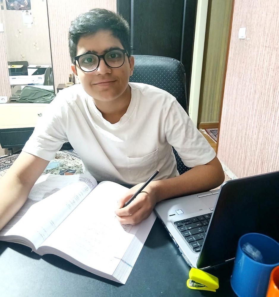 شهباز ملائیان: هم به درس رسیدگی میکنم هم ورزش