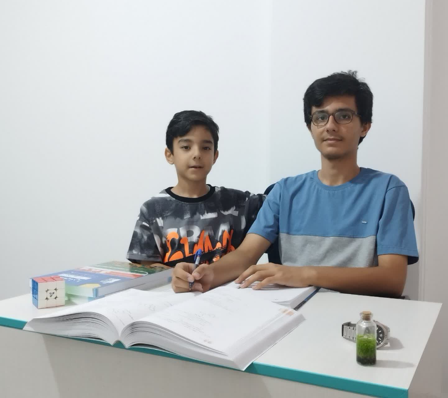 روش مطالعه طاهاعلی منصوری فرد در دو درس شیمی و هندسه