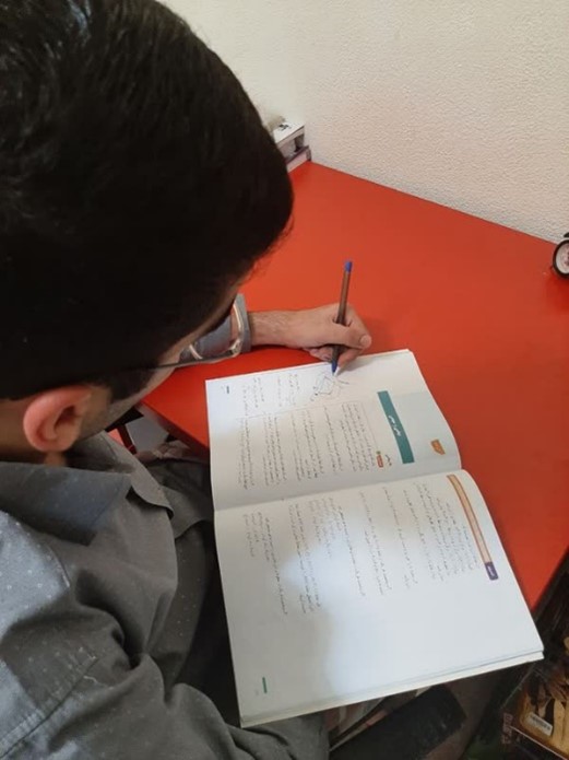 روش مطالعه بهراد سلیمانیان، قهرمان پیشرفت،در دروس شیمی و هندسه