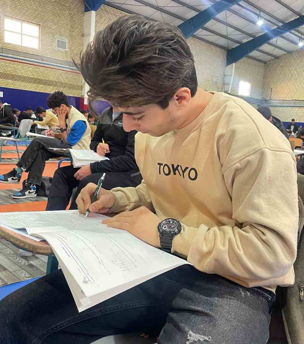 گفتگو با قهرمان ازمون‌های تابستان ابوالفضل ندری از نظراباد