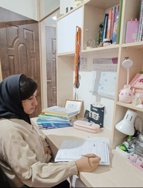 گفتگو با قهرمان ازمون‌های پاییز حلما حسن‌زاده  از نظراباد