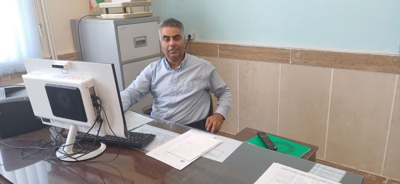 گفتگو با آقای نوع پرست مدیر سخت کوش دبیرستان ابن سینا