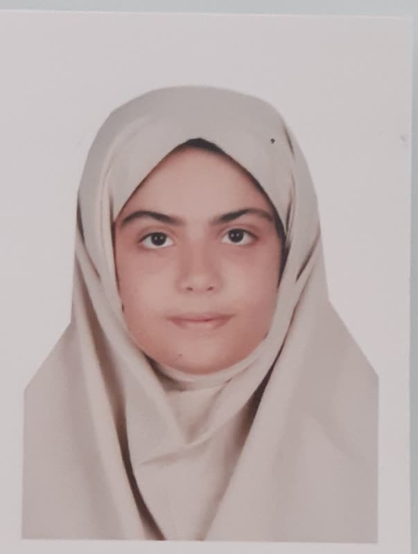 گفتگو با آیلا زنگنه دانش آموز پایه هفتم قهرمان تابستان