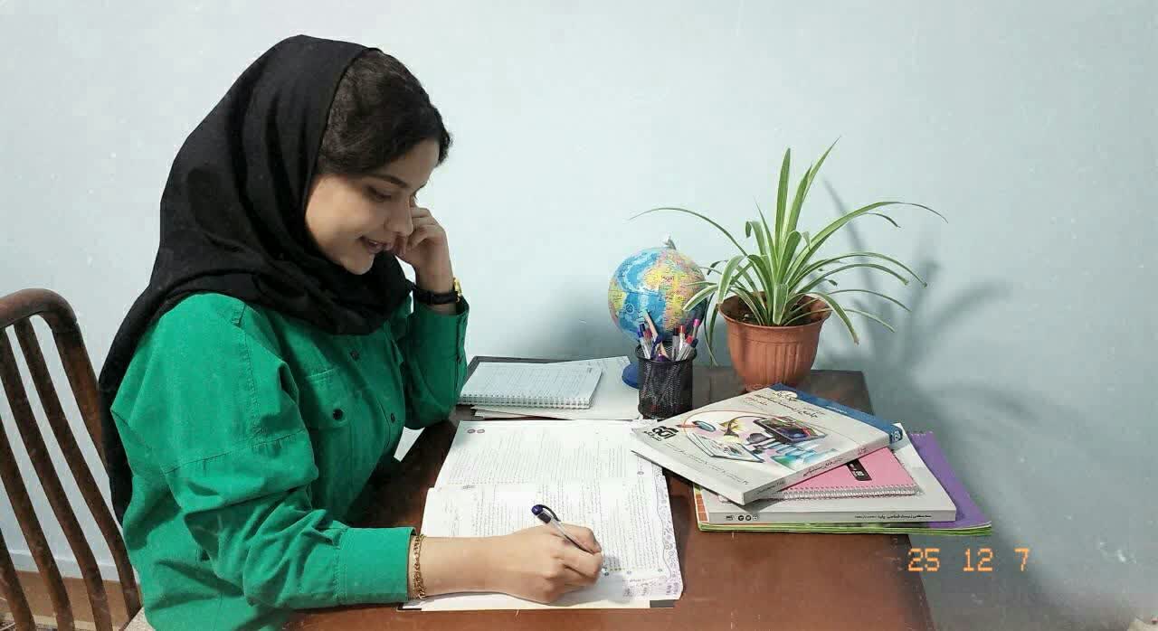 گفتگو با فاطمه شالی قهرمان پیشرفت کنکور تجربی