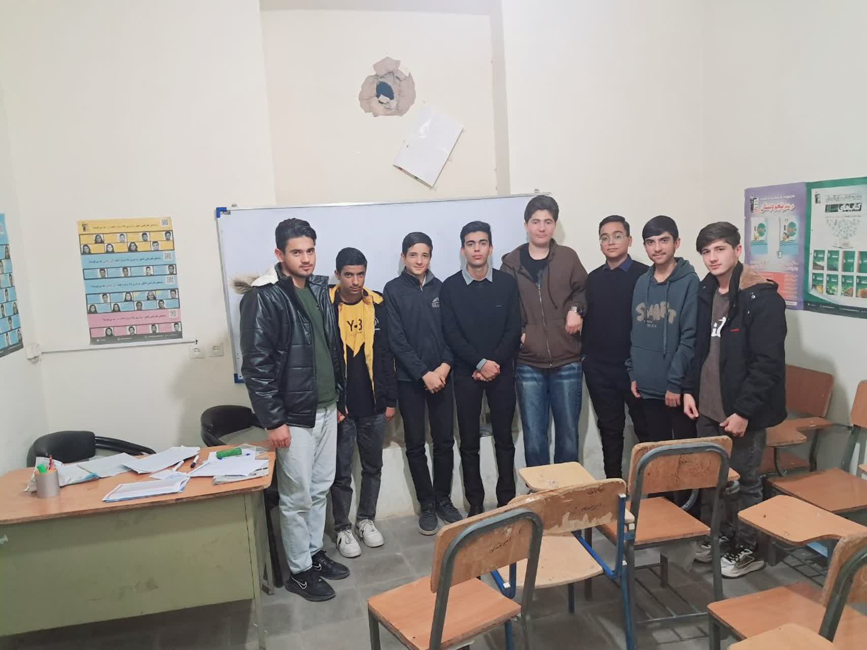 گفتگو با الیاس اعظمی پشتیبان قهرمان پیشرفت درسی پایه کنکوری