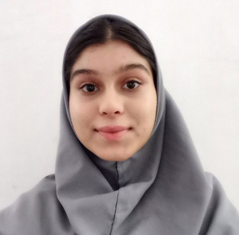 گفتگو با آرزو ابراهیم بای پایه هشتم قهرمان پیشرفت