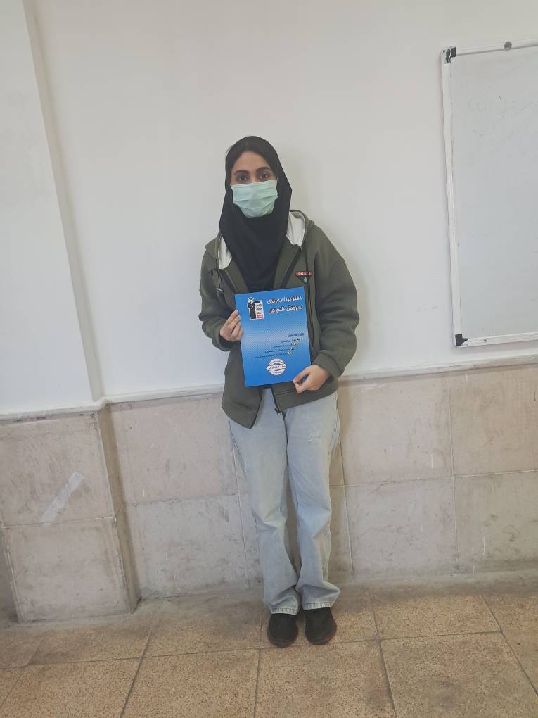 گفتگو با مبینا کیا سایه دوازدهم تجربی قهرمان تابستان