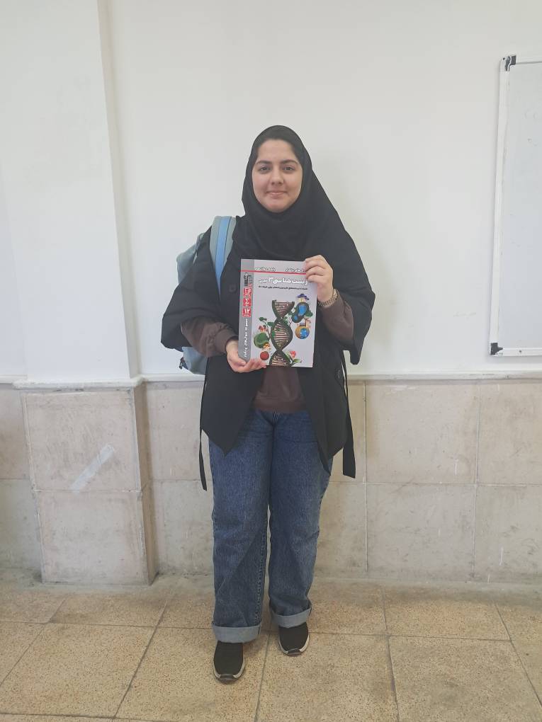 گفتگو با آرمیتا دلاورزی پایه دوازدهم تجربی قهرمان تابستان