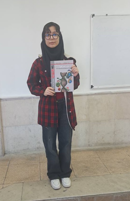 گفتگو با یلدا مرادی دوازدهم تجربی قهرمان تابستان