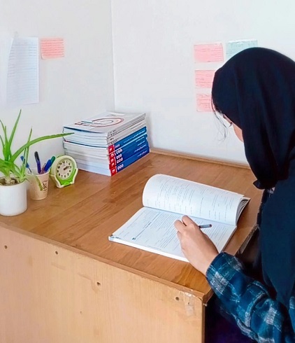 گفتگو با مائده آق:قهرمان پیوستگی پایه دوازدهم انسانی(5سال کانونی)