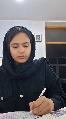 گفتگو با آیلین وحدی : قهرمان پیوستگی پایه نهم