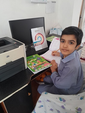 گفتگو با حسین رستمی پور : قهرمان پیوستگی پایه چهارم دبستان