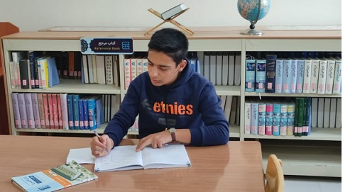 گفتگو با محمدامین صفیاری : قهرمان پیوستگی پایه یازدهم انسانی