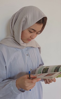 گفتگو با فائزه رائی  : قهرمان پیوستگی  پایه هشتم