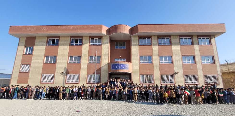 مدرسه 12 کلاسه بنیاد قلم‌چی در منطقه نایسر سنندج افتتاح شد