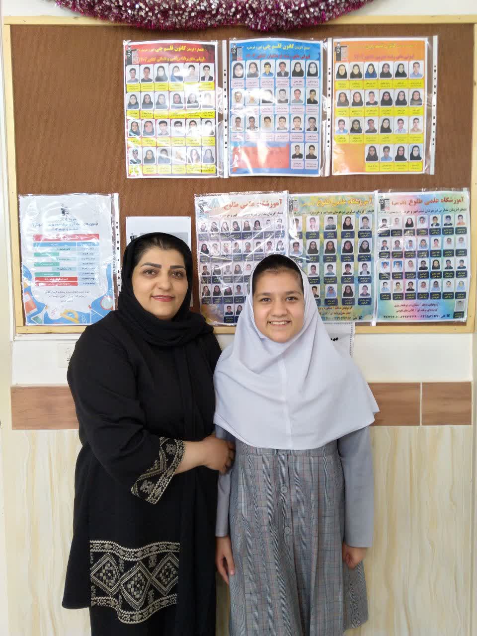 گفت و گو با مانیا بابایی; عضو باشگاه هفتصدتایی کانون قلم چی ابهر