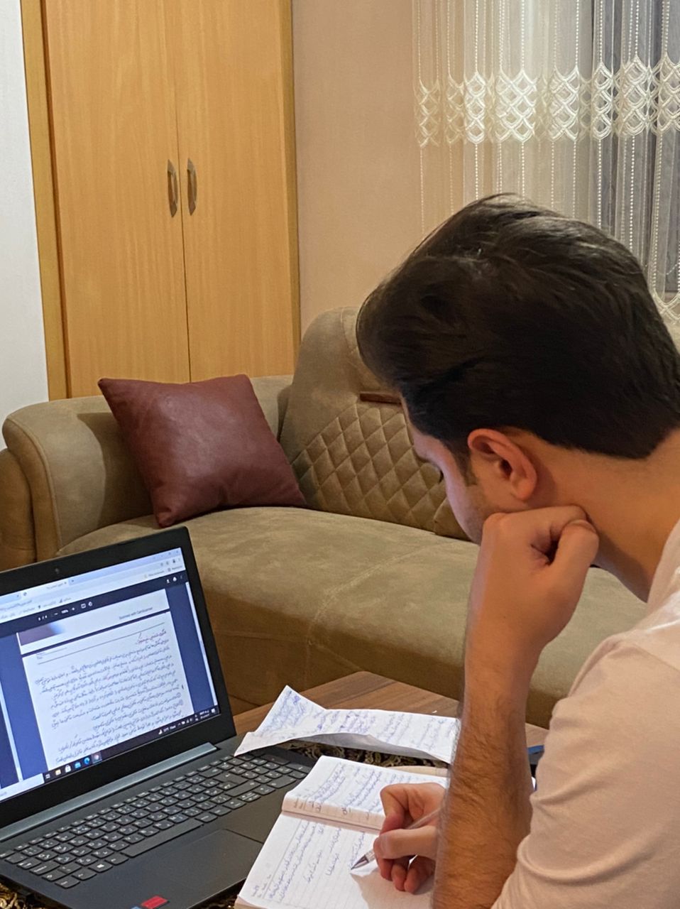 گفتگوی میثم خشنودی با قهرمان پیوستگی آرین یونس نژاد