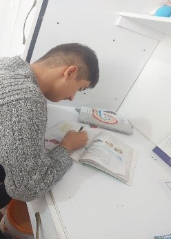 قهرمان پاییز:گفتگو با عرفان عباس زاده پایه یازدهم تجربی