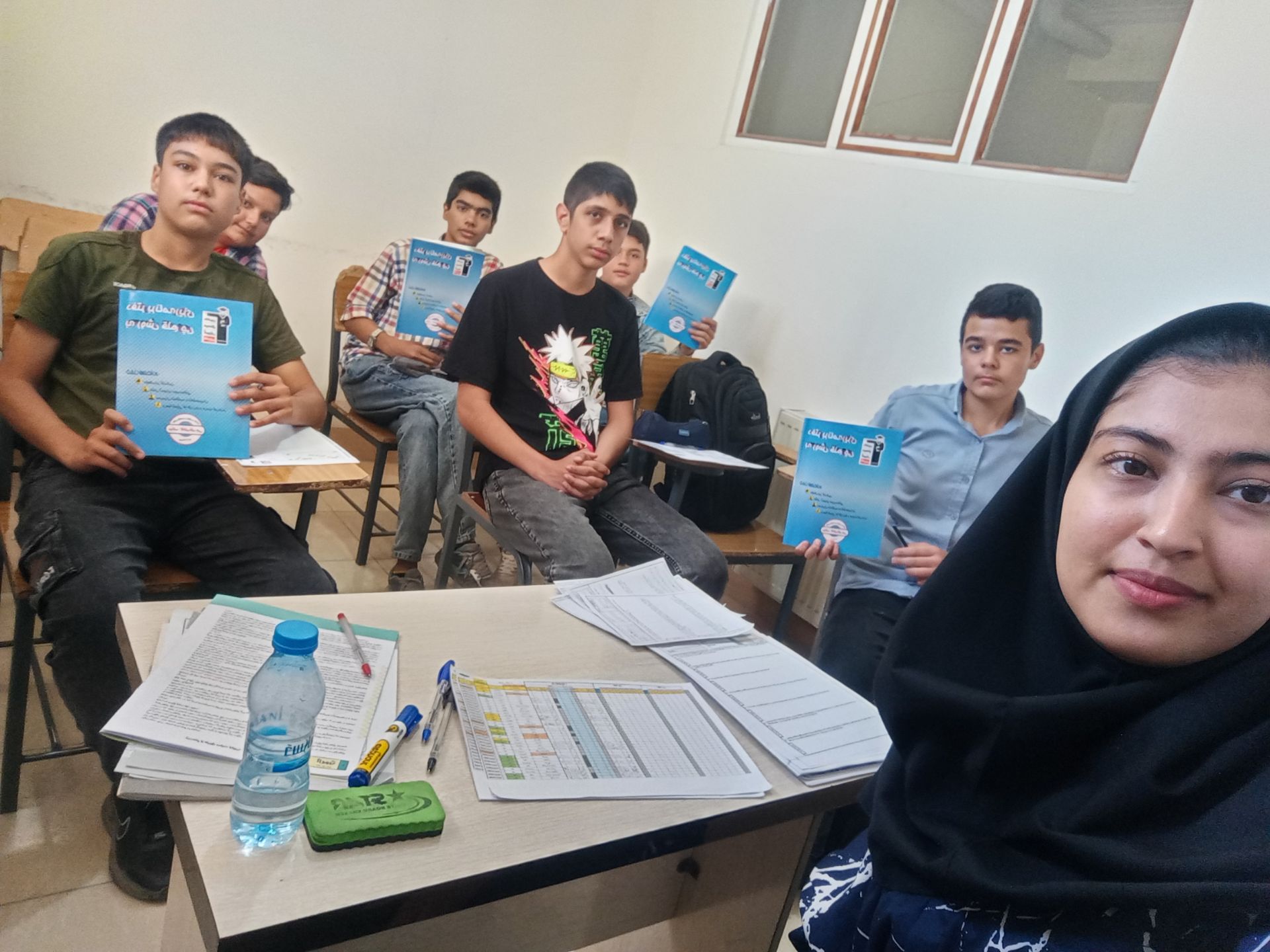 گفتگو با کوثر باشرم پشتیبان قهرمان پیشرفت درسی متوسطه 1