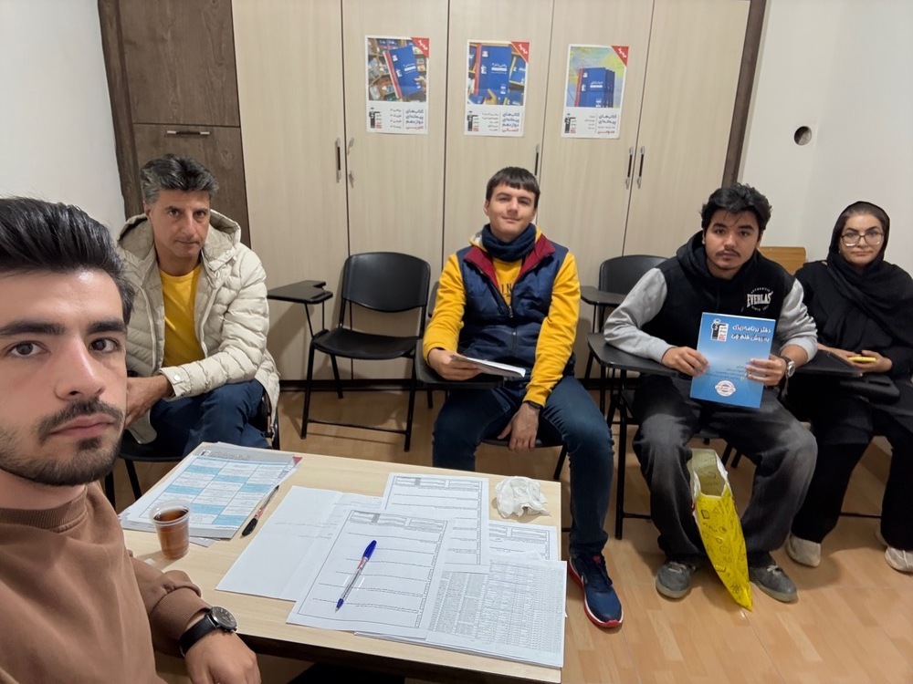 گفتگو باآروین ایزدی - قهرمان پیشرفت و پیوستگی