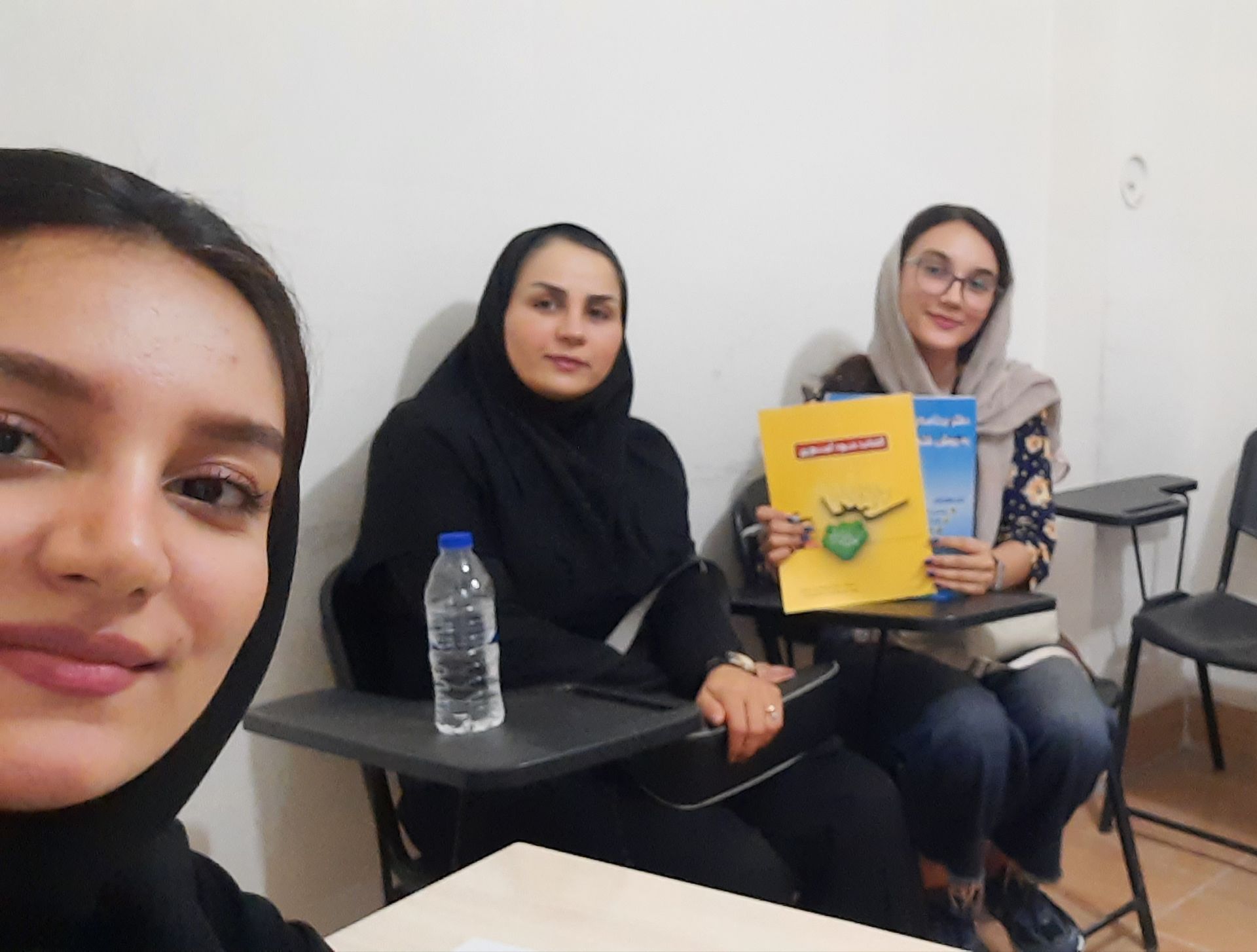گفتگو باآرشین معلمی : قهرمان تابستان یازدهماز تربت حیدریه