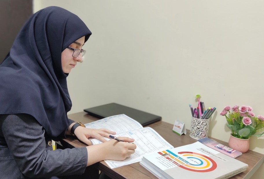 گفتگو با سعیده محبی - رتبه 1 ایثارگران - کنکور تجربی 1400