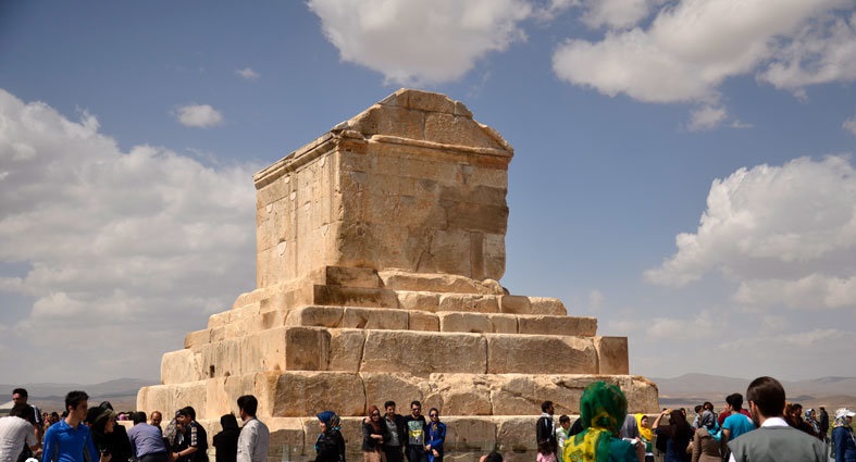 به شهر ما بیایید