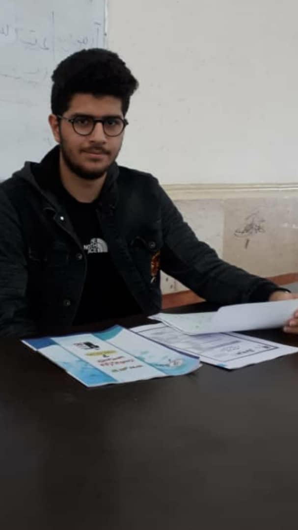 سیاوش کیانپور، دانش‌آموز دوازدهم تجربی با تراز 7800